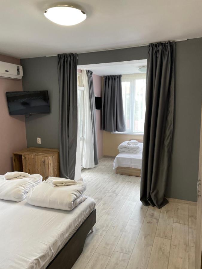 Family Hotel Malibu Černomorec Exteriér fotografie