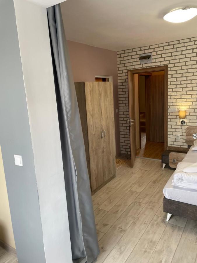 Family Hotel Malibu Černomorec Exteriér fotografie