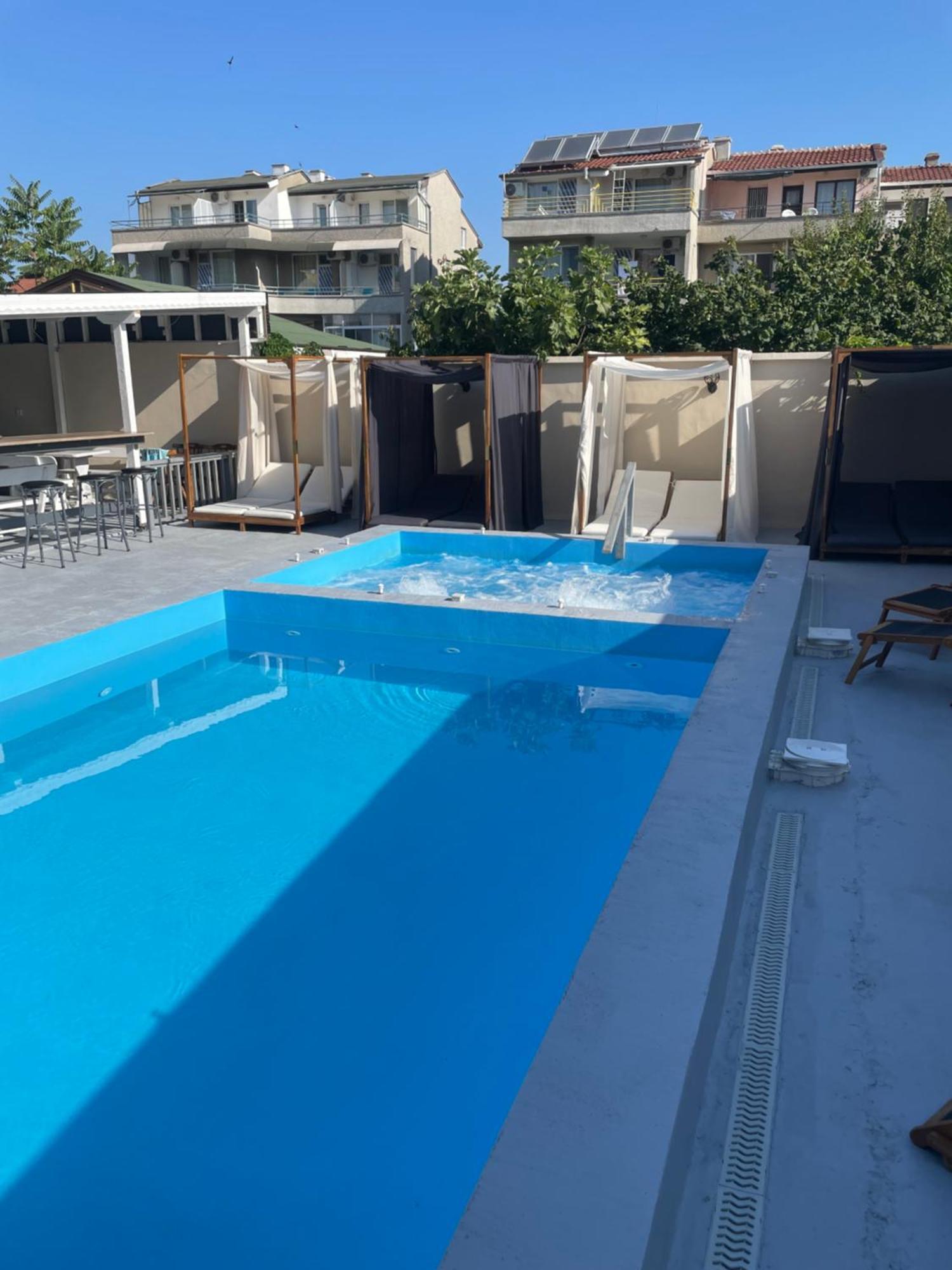 Family Hotel Malibu Černomorec Exteriér fotografie