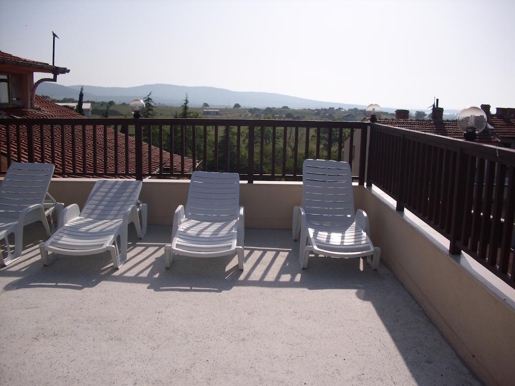 Family Hotel Malibu Černomorec Exteriér fotografie