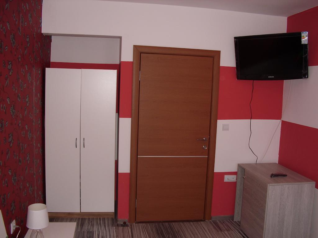 Family Hotel Malibu Černomorec Exteriér fotografie